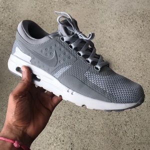 Air max zero